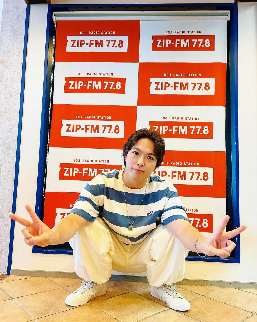 ko-daiのインスタグラム：「今日は、名古屋でZIP-FM「JOYFUL²」と東海ラジオ「LIFE HACKERS！」に生出演させていただきました！！  ありがとうございました！！  他のテレビやラジオの収録もしてきたので、またお知らせするから楽しみにしててね😁😁  #ソナーポケット #ソナポケ #ソナポケ15th #ko_dai #zipfm #東海ラジオ」