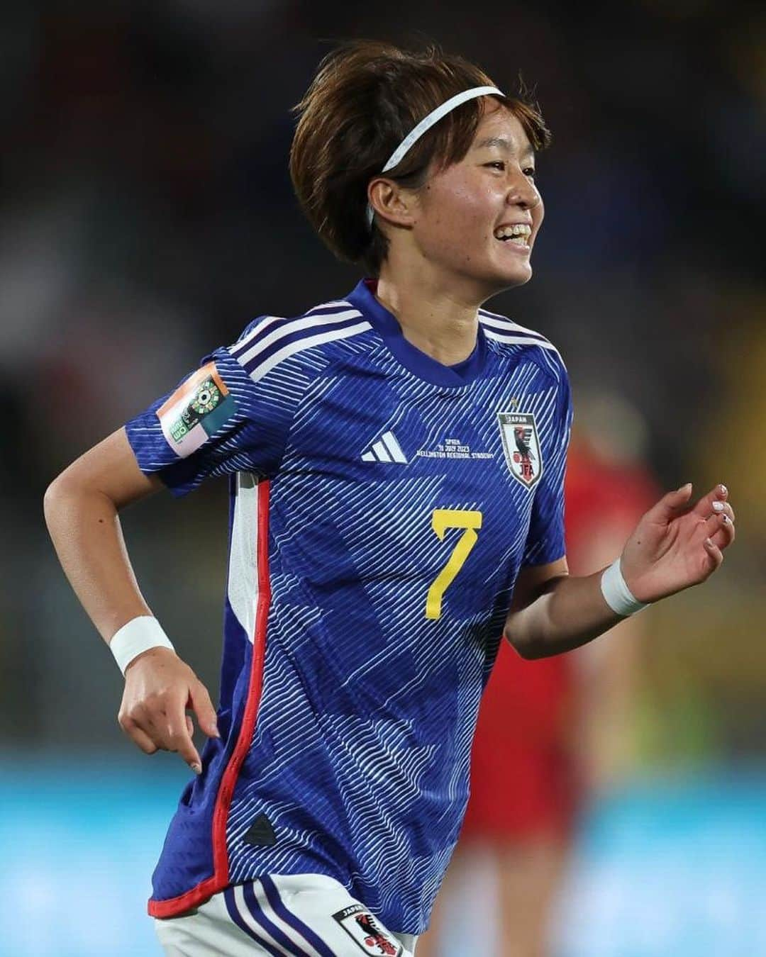 adidasのインスタグラム：「Our eyes have been glued to the TV for the last week – how about you 👀  Here are some of our highlights from the final week of @fifawomensworldcup group stages 👇  🇯🇵 Japan’s Hinta Miyazawa leads the tournament for most goals scored 🇸🇪 Sweden scoring three goals in the first six minutes of the match on their way to a 5-0 victory 🇵🇸 Heeba Saadieh takes the pitch as the first Palestinian FIFA World Cup referee 🇨🇴🇩🇪 Colombian and German fans unite celebrating both teams before their qualifying match 🇿🇲 Zambia scores the 1000th goal for the FIFA Women’s World Cup 🇯🇲 Reggae Girlz winning hearts and dancing into the round of 16, a first for the island nation 🇨🇴 Colombia qualifies with 6 goals in top position of Group H 🎟️ 1.7M tickets sold for group stage matches eclipsing the previous record of 1.35M  📸FIFA/Getty」