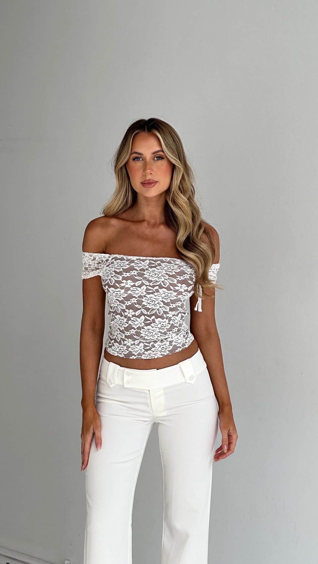 tiger Mistのインスタグラム：「Turn heads in the Cyd Top. Make it yours! ♡」
