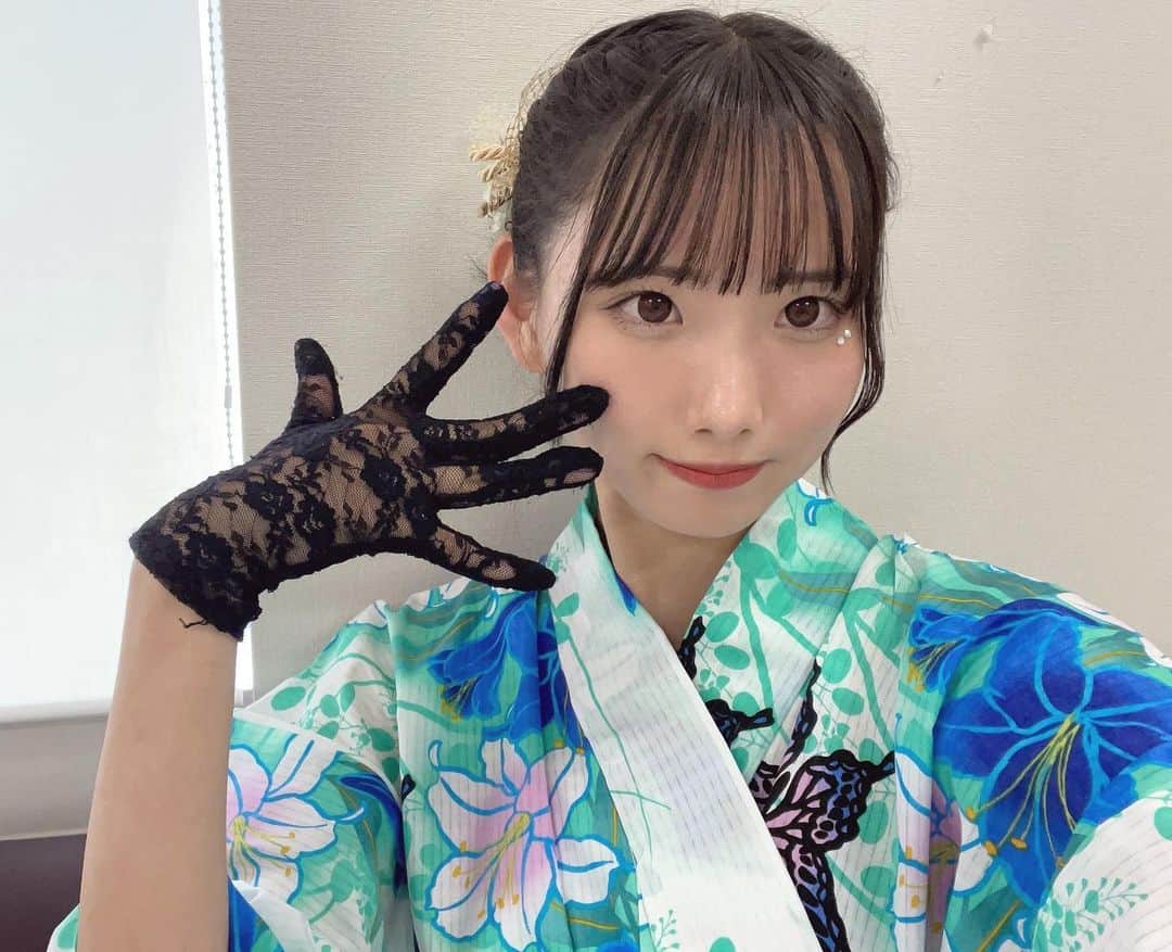中野みやびのインスタグラム：「#浴衣  #ゆかた  #浴衣女子  #着物  #kimono  #yukata  #夏  #夏休み  #summer  #自撮り  #jkブランド  #jk  #中野みやび」