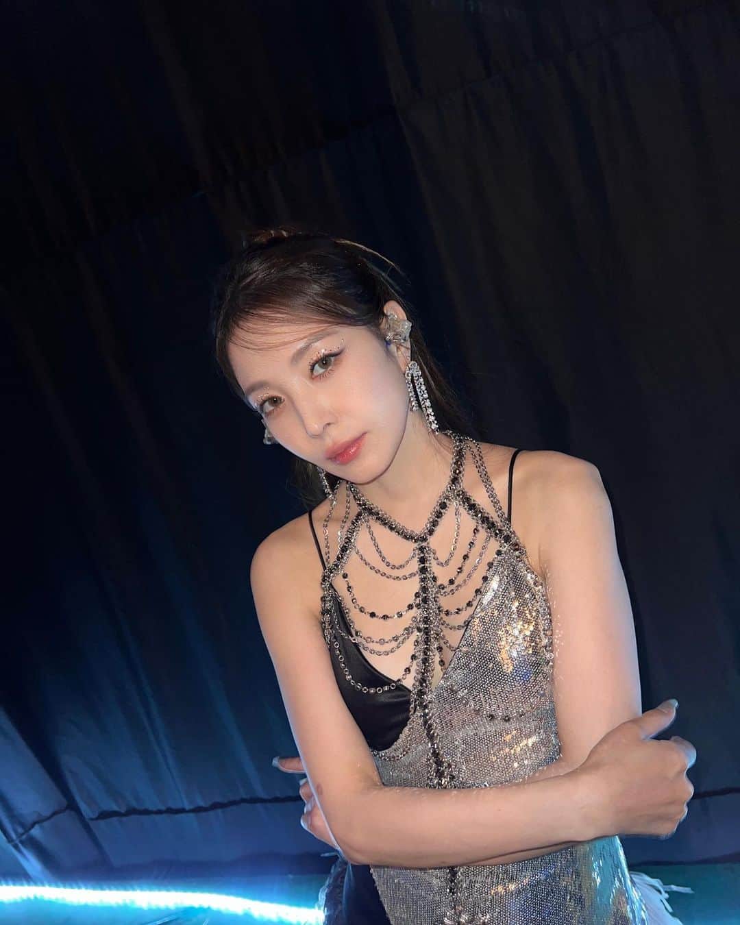 BoAのインスタグラム：「허허허허 허리케인 비너스~🫣 TMI지만.. 유랑단 시작하고 살이 너무 빠졌…🫢 일렉트로닉 메릭 슈퍼소닉 바이오닉 에너지👏방송에선 떼창이 잘 안들려서 아쉽 ㅜㅜ 관객 여러분 최고 였어요👍👍」