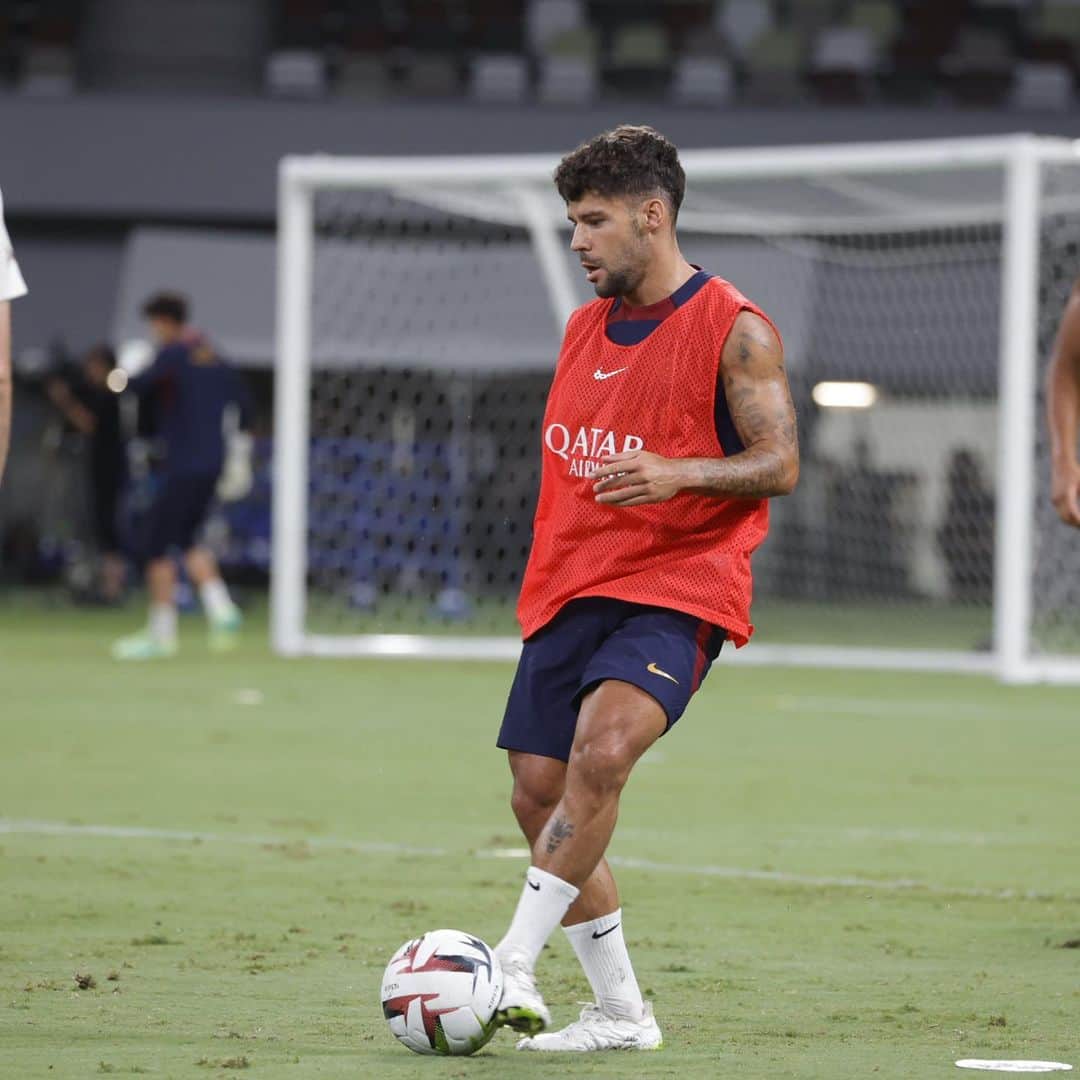 ファン・ベルナトさんのインスタグラム写真 (ファン・ベルナトInstagram)「🇯🇵/🇰🇷 TOUR!!」8月4日 21時48分