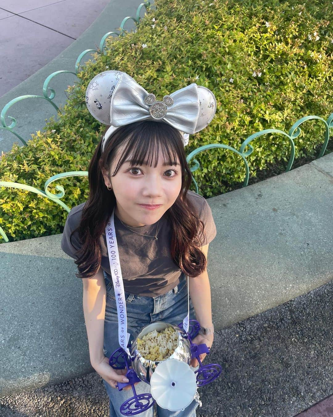 日向未来さんのインスタグラム写真 - (日向未来Instagram)「🐭🇺🇸  お仕事でアメリカに行くのが夢だったけど、叶いました✈️  カリフォルニアのディスニーほんっとに楽しかったから 明日の王様のブランチ、ぜひ見てほしいよ^ ^  毎日が新鮮で、 こうして貴重な時間を過ごさせてもらっていること 当たり前じゃないし、幸せだなと感じた日でした🌼」8月4日 21時59分 - mirai_hinata.official