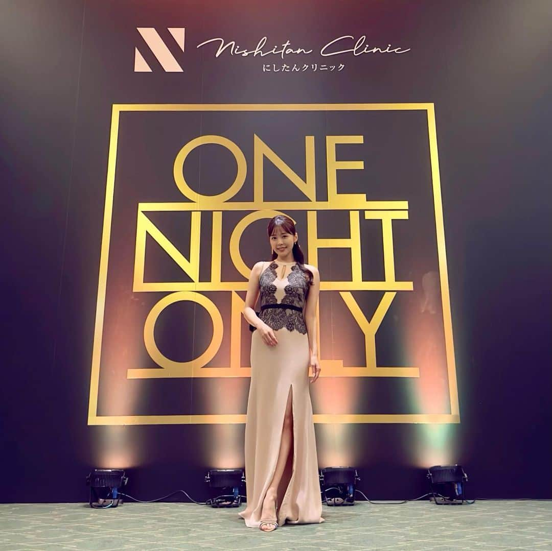 川村那月さんのインスタグラム写真 - (川村那月Instagram)「にしたんクリニック様のパーティー「ONE NIGHT ONLY 2023」にお邪魔させて頂きました🌹  豪華な会場とエンターテイメントに圧巻の夢のような時間でした✨  多佳恵さんと歴代ZENTsweetiesの皆さんとも一緒に写真を撮ることが出来ました🥰❤️  着る機会あるかな？と思って眠らせていたピンクのドレスも着られて嬉しかったです♪  素敵な夜をありがとうございました✨  #にしたんクリニック 様 #onenightonly」8月4日 22時09分 - kawamura_natsuki317