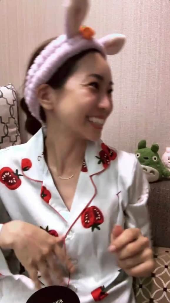 喜田彩子のインスタグラム：「2023.08.04 韓国から  🐰🥕🍅  コラボイベントの話 推し活の話」