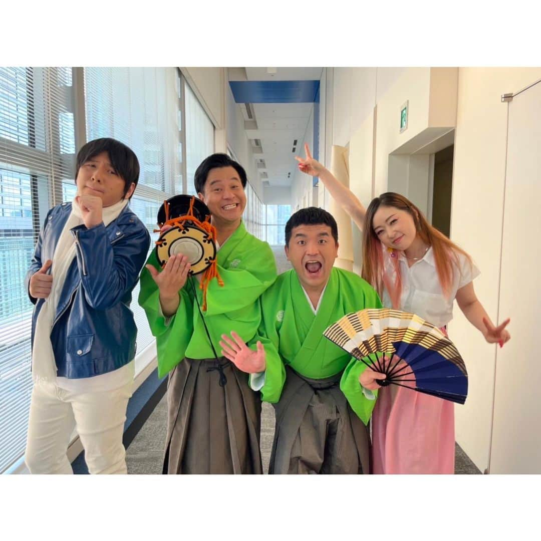 日本テレビ「ヒルナンデス！」さんのインスタグラム写真 - (日本テレビ「ヒルナンデス！」Instagram)「. 今日のゲストは#山崎紘菜 さんでした🏉  隠れ名店さんぽ、今回もたくさん素敵なお店に出会っていましたね！暑さ対策をしてお散歩を楽しみたいです🤩  そして外国の方が感動買いする商品は、日本の魅力を再発見するきっかけになって好きなコーナーです🎌  #すゑひろがりず のおふたりが昔言葉に変換するクイズ！いにしえヒットソング、皆さんは何問分かりましたか？#Mr.シャチホコ さんと#荒牧陽子 さんがその歌詞で歌って下さる贅沢な正解発表でした🎤  来週は南原さんが夏休み🌻🍉 ヒルナンデス！13年目で初の日替わりゲストMC週になります！  (月) #藤岡弘、さん (火) #IKKO さん (水) #芳根京子 さん (木) #鈴木福 さん (金) #羽鳥慎一 さん  ぜひご覧下さい！  🌼来週(月)のヒルナンデスは〜？🌼  ①藤田ニコルの納涼★ドライブ＜浅草＞  ②大型客船＜沖縄＞  ③出口調査＜業務スーパー＞  #ヒルナンデス #浦野モモ (C)日本テレビ」8月4日 22時37分 - hirunandesu_ntv_official