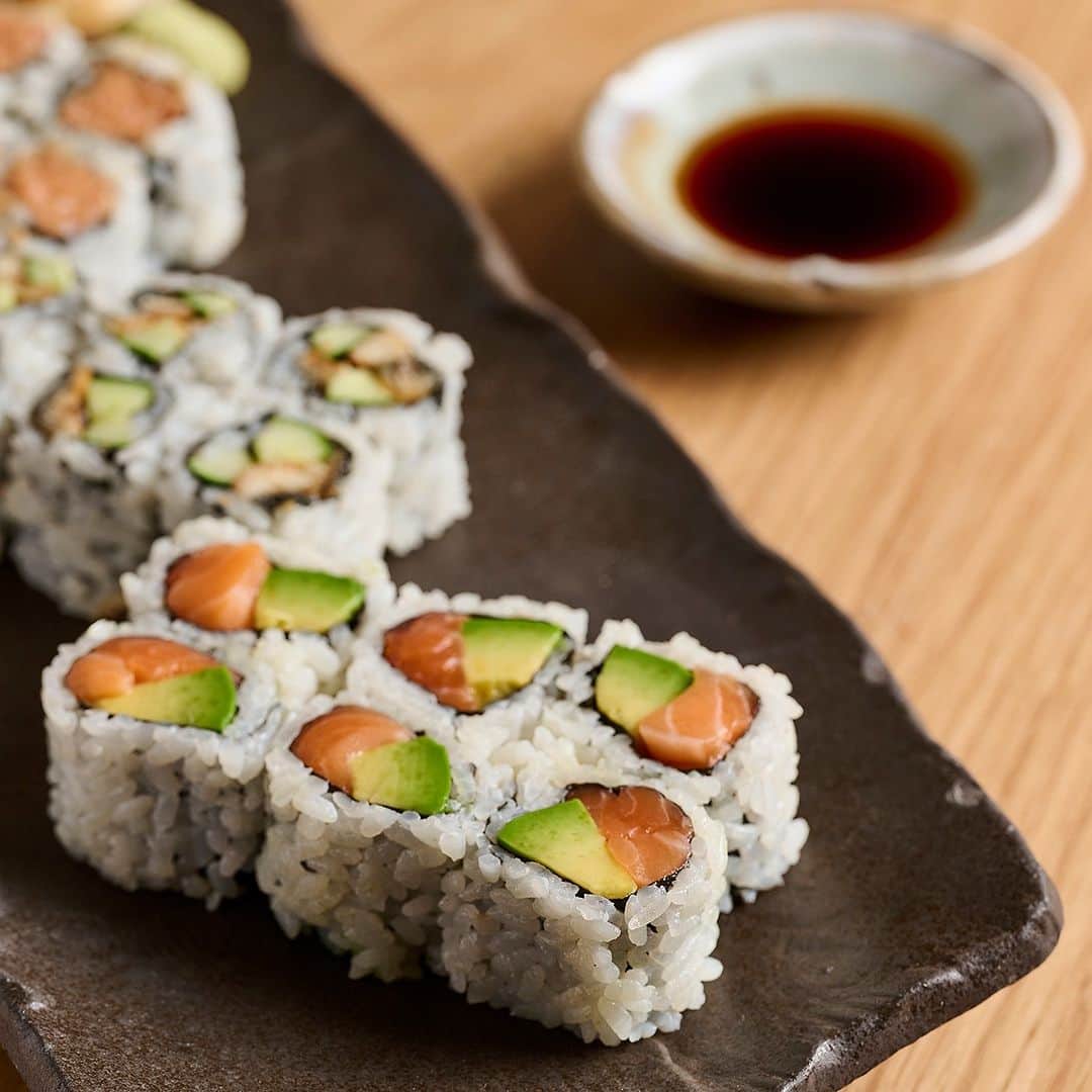 Sushi Azabuさんのインスタグラム写真 - (Sushi AzabuInstagram)「✨🌟 Get ready to roll with the extraordinary makimono creations at Azabu New York. It's a taste journey that will transport you to sushi nirvana.」8月4日 23時00分 - azabunewyork