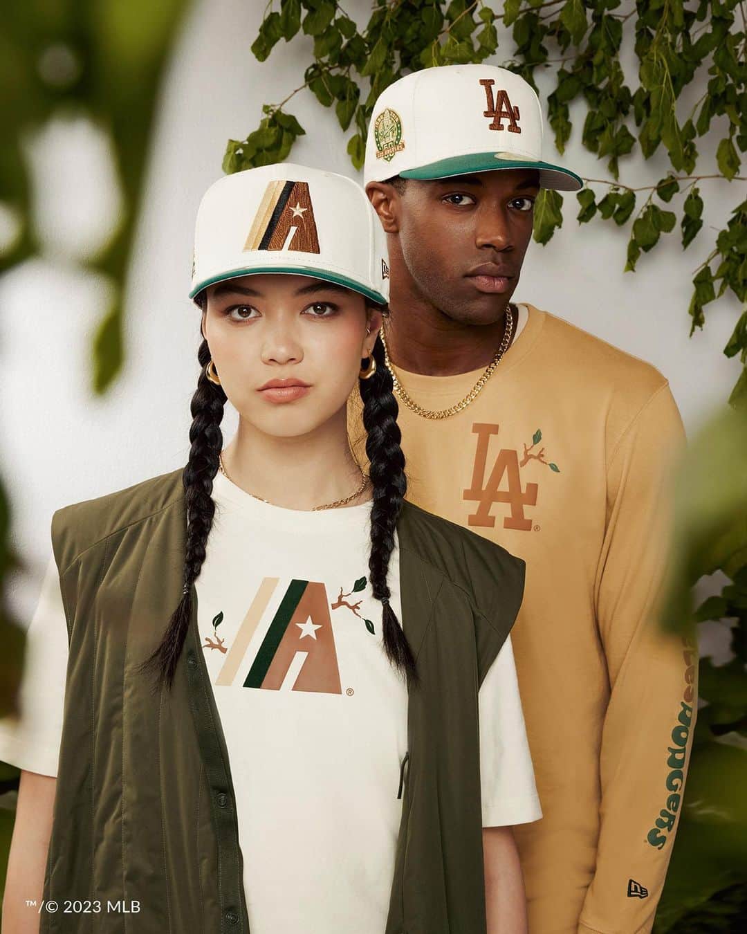 ニューエラ・キャップのインスタグラム：「Enjoy the outdoors in Camp, featuring select teams in nature-inspired designs. Grab it now in apparel and headwear at the link in our bio.」