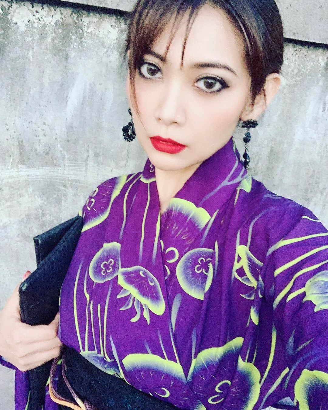 叶ここさんのインスタグラム写真 - (叶ここInstagram)「くらげの浴衣  #浴衣 #和装 #japanesegirl #kimono #kimonostyle」8月4日 23時15分 - coco_kanou