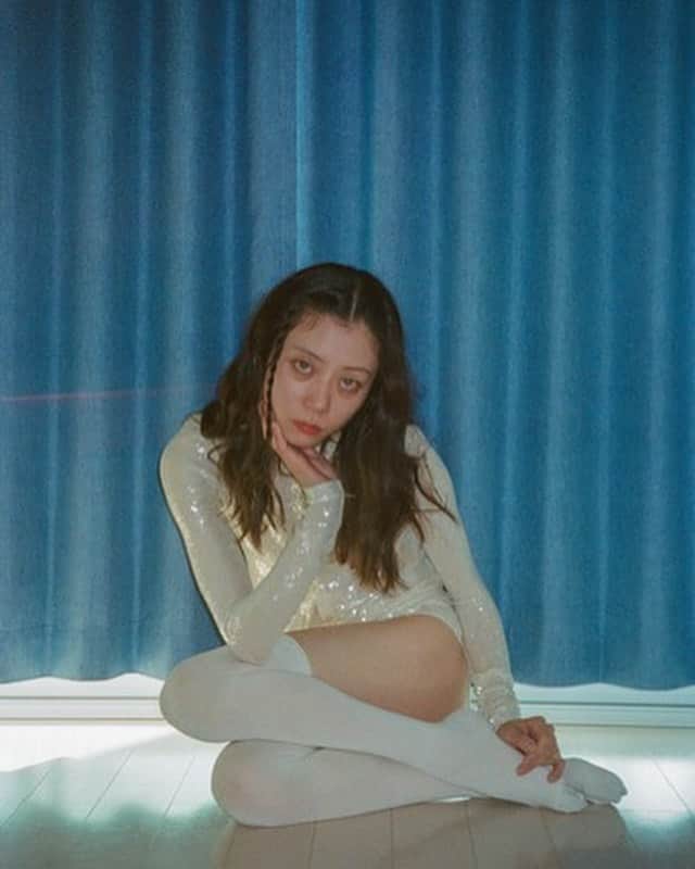 Sumireのインスタグラム：「⁡ Thanks for a nice shooting📸✨ ⁡ @marymagdalene.shop  @1800madelyn  ⁡ photo: @oliviakenney_  make: @naomihashida  hair: @kenji_ide  ⁡ #marymagdalene」