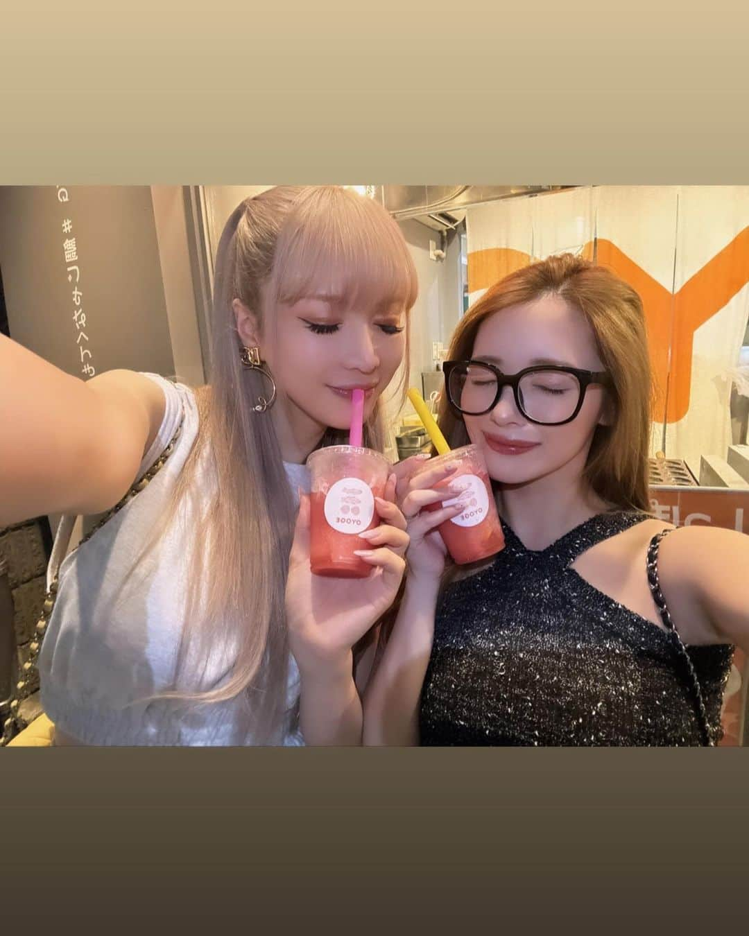 NATSUNEさんのインスタグラム写真 - (NATSUNEInstagram)「夜の🍉ジュース最高  beautycamのiPhoneモード 外カメフラッシュ盛れるよ皆🥺🤍」8月4日 23時26分 - natsune__72