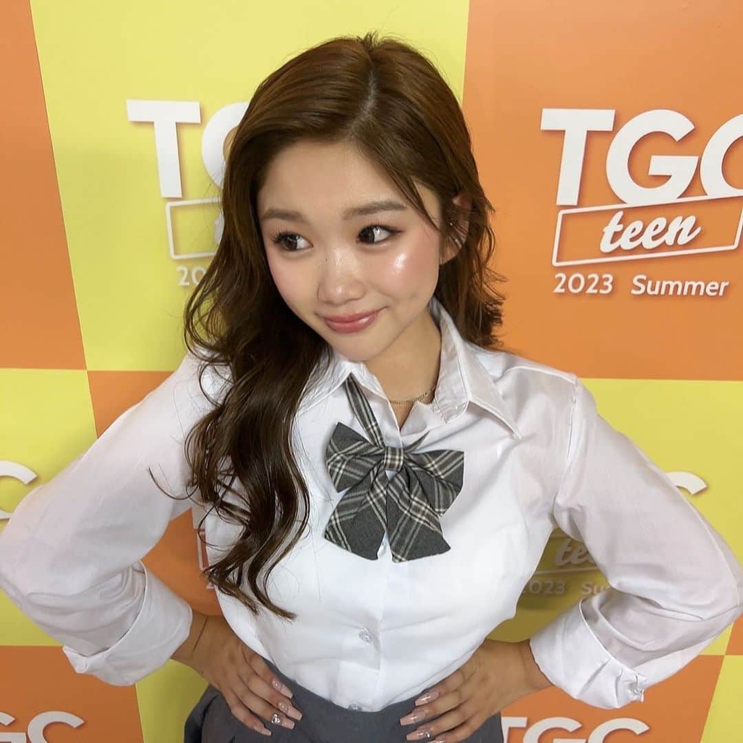 中島結音のインスタグラム：「.  TGCteenありがとうございました❤️  緊張したけど、皆さんのおかげで楽しく歩くことができました！！  ほんっまにたのしかった〜😍 余韻やばいwwwww  可愛いお洋服とヘアメイクも ありがとうございました❤️❤️  #TGC#tgcteen」