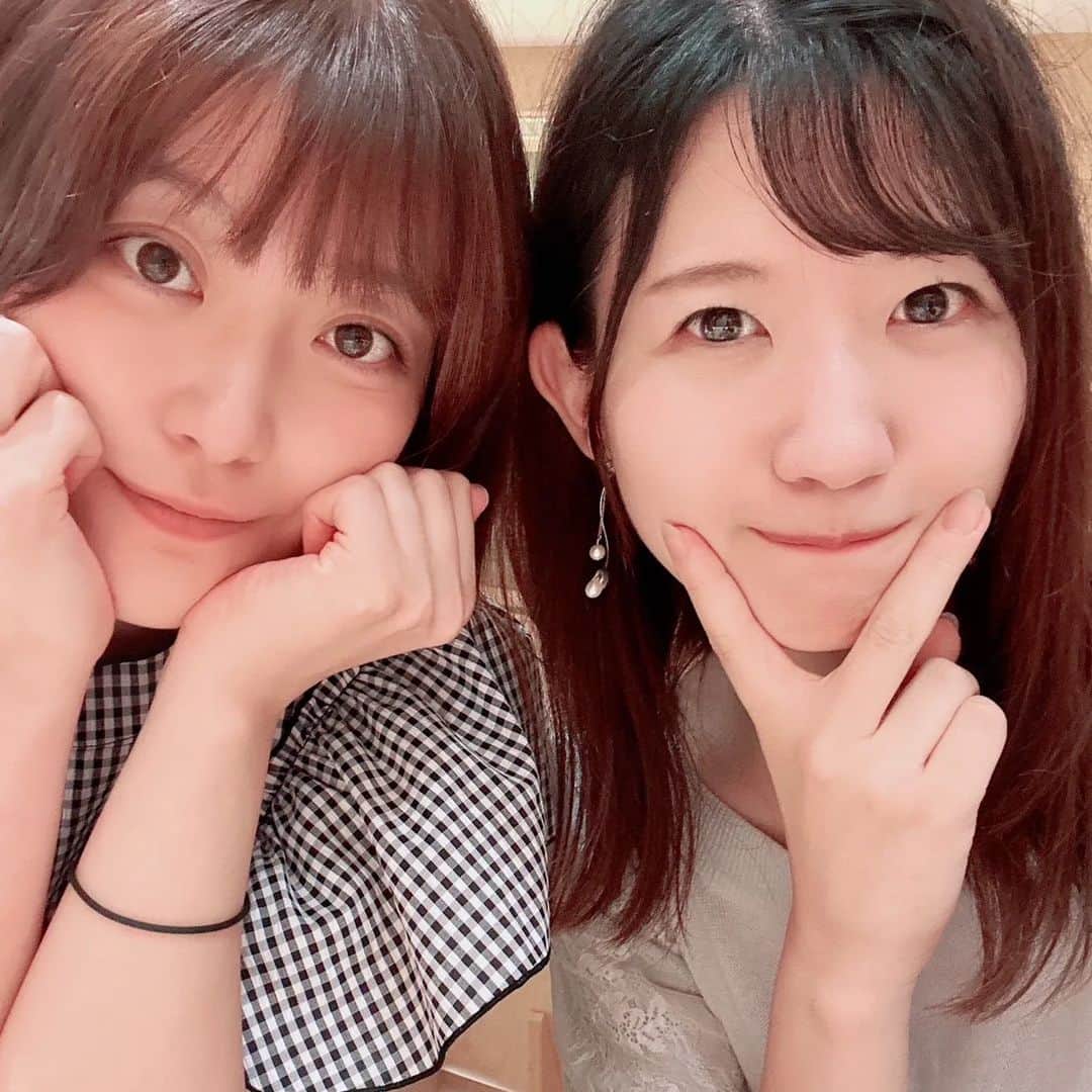 のインスタグラム：「しらたまんと久しぶりに会ったーー🐰🧡 しらたまんとは7年前のヤンチャン学園からの仲🍊  久しぶりに会えていっぱいお話も出来て、癒されたーーー✨」