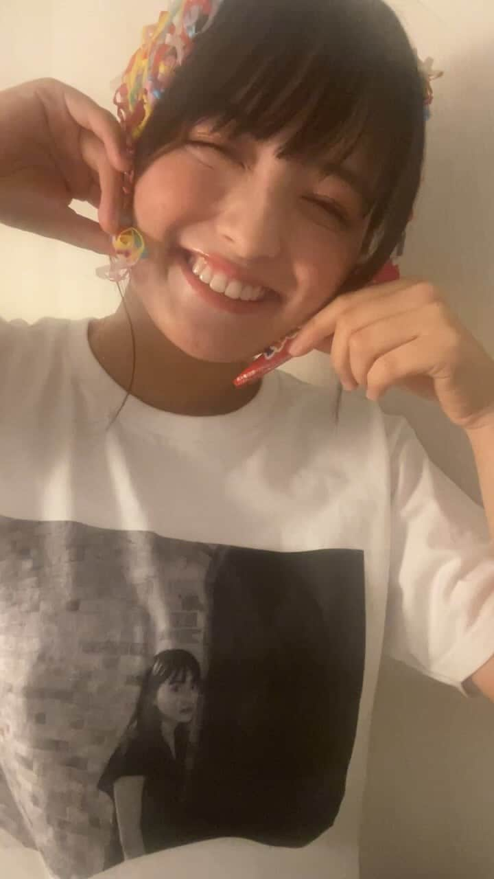 清井咲希のインスタグラム：「24歳の誕生日配信🎂 みんないつもありがとう〜😊」