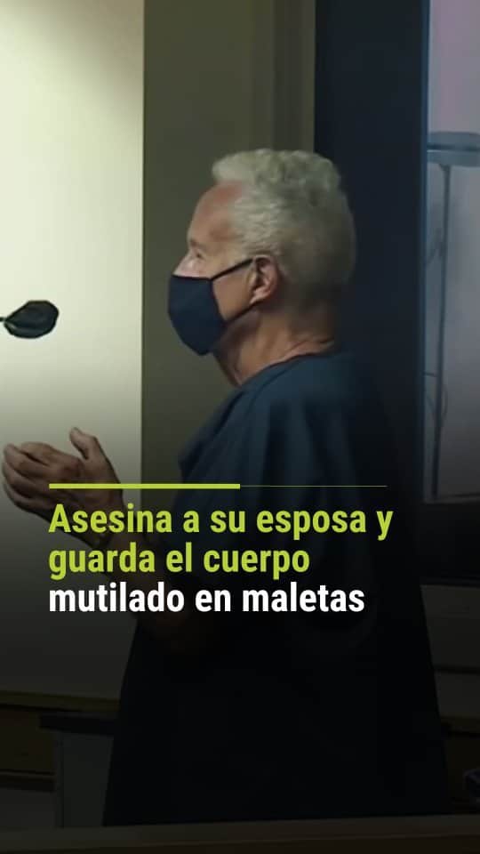 Primer Impactoのインスタグラム：「📌 Crimen atroz: arrestan a un hombre que asesinó y mutiló a su esposa. El cuerpo lo guardó en unas maletas. La información es de @rogerborges01 .  📺 Más en Primer Impacto a las 5pm/ 4C de lunes a viernes por @univision」