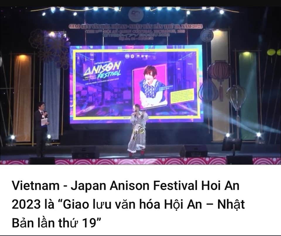 松本梨香のインスタグラム：「日越友好50周年記念LIVEinホイヤン 光栄なことにベトナムで 日本代表として歌を届けられました。 笑顔まんまるな想いを込めて…✨🥰🇯🇵🇻🇳✨🌈」