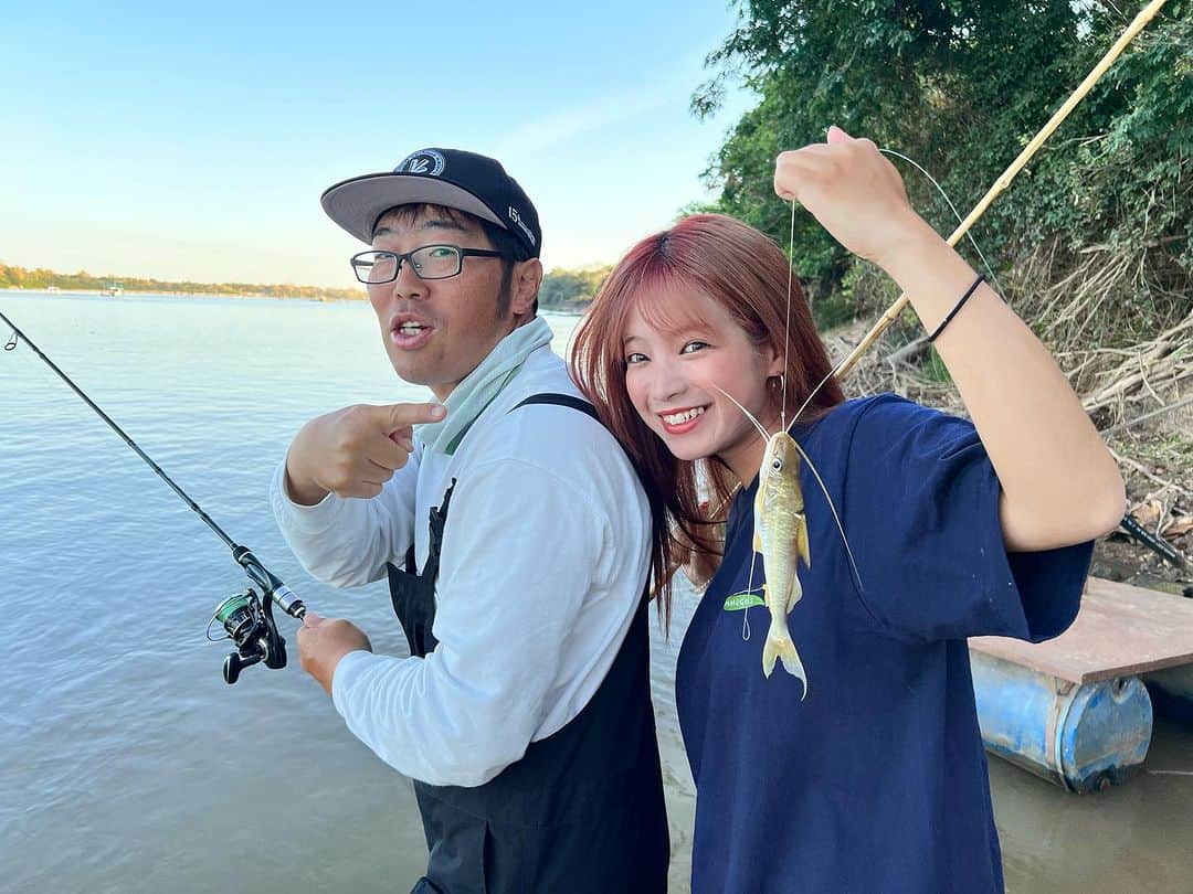 鈴木拓さんのインスタグラム写真 - (鈴木拓Instagram)「ブラジル楽しかったよねー  日本じゃ絶対経験できないようなことを体験させてくれたー！  ピラニア、イグアナ、ワシはいるは終いには川にイルカがいるんだぜ！  結構川イルカは嫌われ者！  現地の人から！笑  いやー！  すげーとこよ！」8月5日 11時11分 - suzukitaku.drunkdoragon