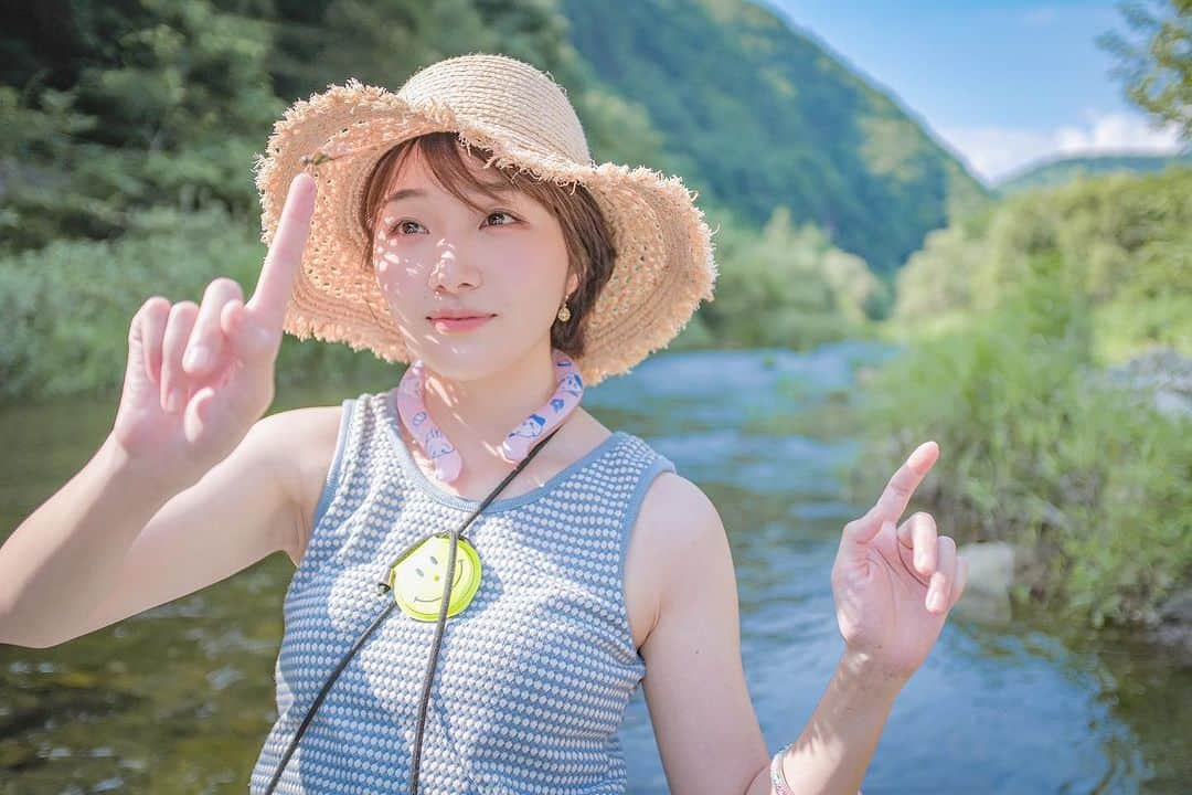 むぎさんのインスタグラム写真 - (むぎInstagram)「人懐こいとんぼ #japanesesummer #川遊び #とんぼ　#portrait」8月5日 11時27分 - mugiusagi