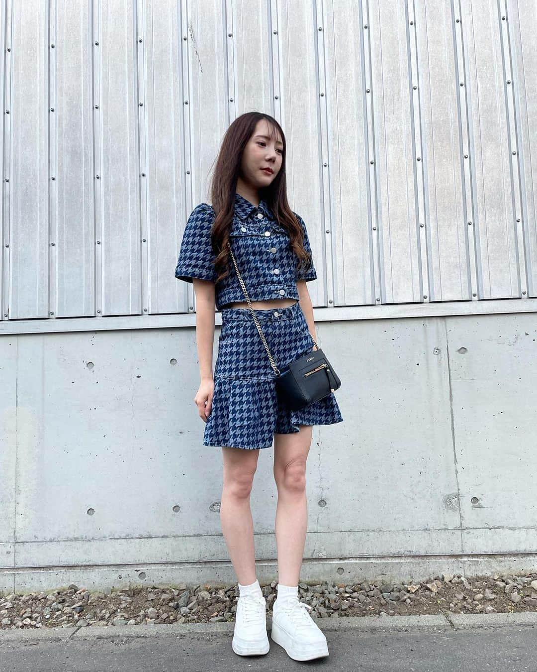 桜井ももさんのインスタグラム写真 - (桜井ももInstagram)「、 、 韓国の服って何でこんなに可愛いの！ 、 、 #プリンスグループ #キャバ嬢 #キャバクラ  #札幌 #すすきの  #美女 #美人 #美容 #可愛い #ニュークラブ #ホステス #ススキノ#ラウンジ #ロイヤルガーデン #飲み屋 #水商売 #呑み #キャバ #かわいい女の子 #さっぽろ #ラウンジ嬢 #ポケパラ #ナイツ #ニュークラ #ニュークラ嬢 #すすきのグルメ #札幌観光 #朝倉みなみ」8月5日 11時33分 - minami_royalgarden