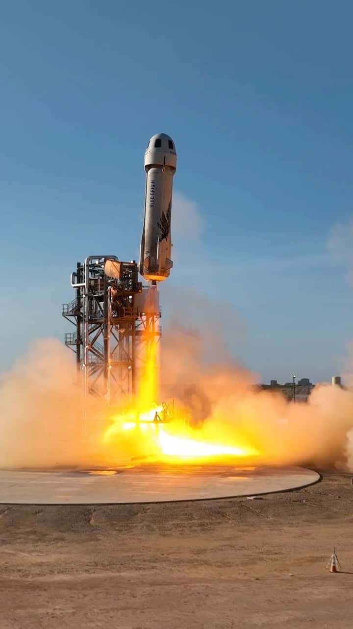 Dude Perfectのインスタグラム：「One year ago today, Coby went to SPACE! 🚀」