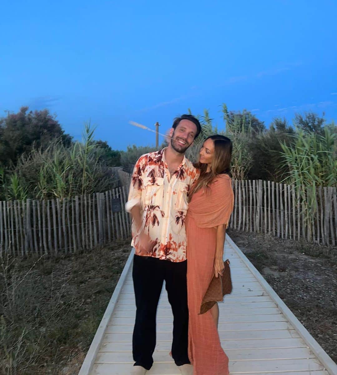 ジャン＝エリック・ベルニュのインスタグラム：「Shirt and wife on point ✌🏽」