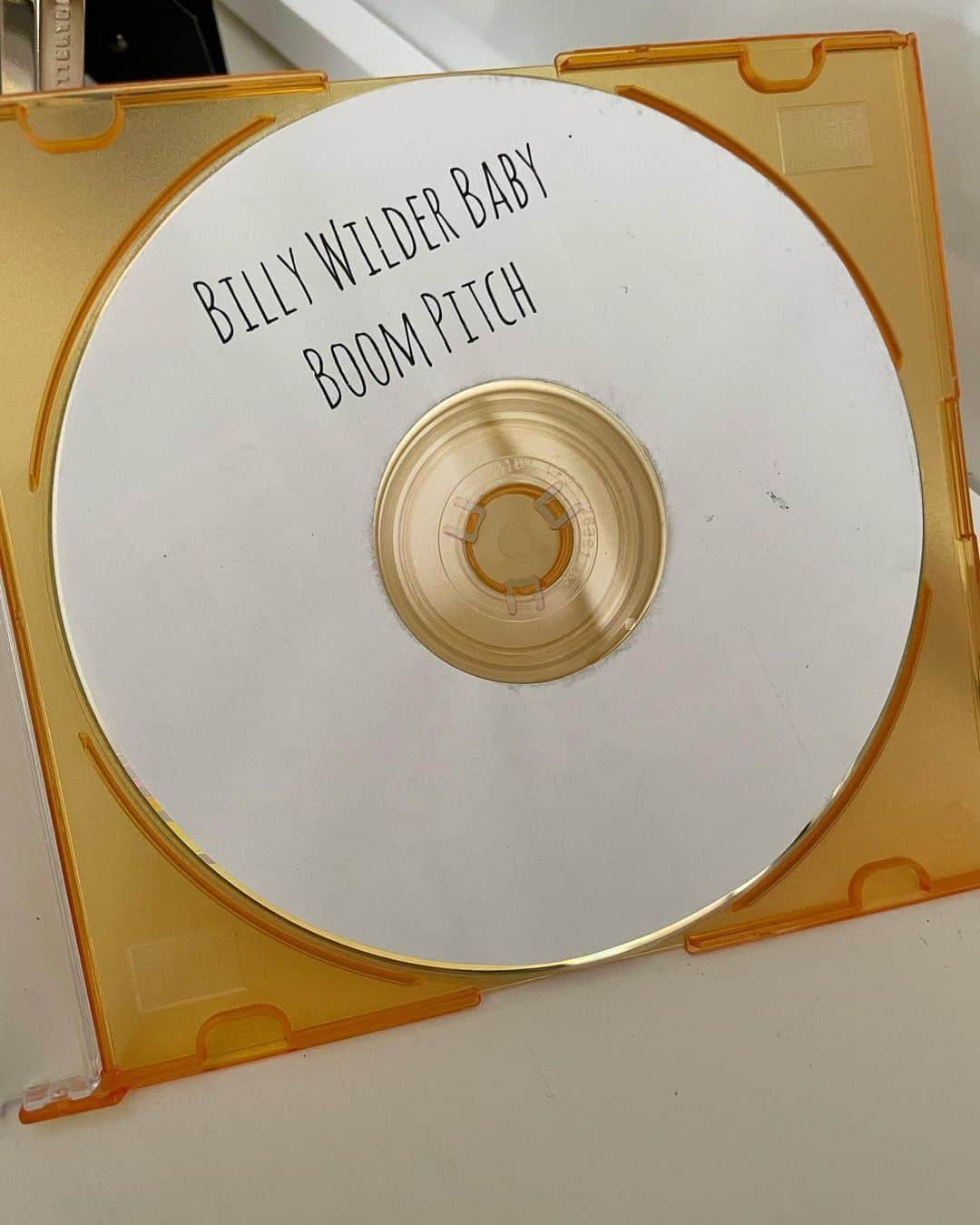 ナンシー・マイヤーズのインスタグラム：「When @charlesshyerofficial and I wrote BABY BOOM in 1987 we were lucky to have a few studios interested in it but one studio MGM/UA had just made a deal with Billy Wilder to be an adviser on their projects. Of course that meant more to us than anything. We worked with the Maestro for a few months. The work was fun, stimulating… challenging but our lunches were  memorable. ❤️」