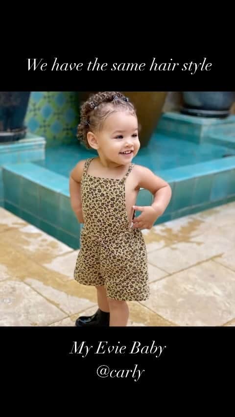 ニコール・ミッチェル・マーフィーのインスタグラム：「My Evie Baby. Same hair style as grandma.   #mybaby #prettygirls  #evie」
