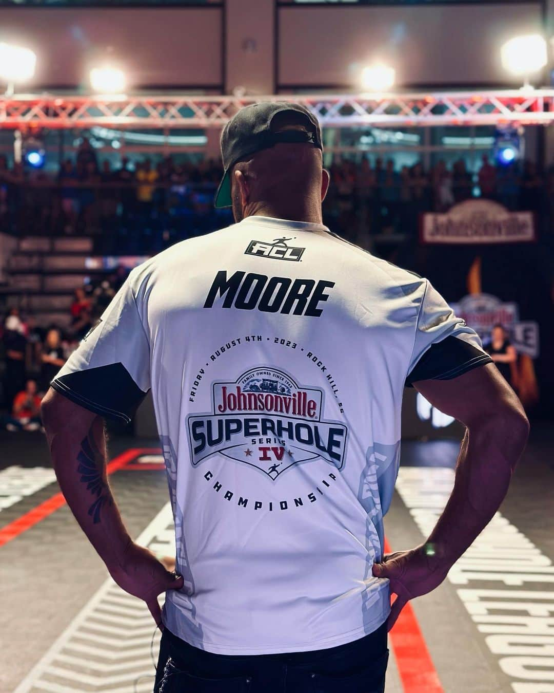 シェマー・ムーアのインスタグラム：「Ayyeeee your boy is on 🔥🔥🔥 representing @airmailcityla at the @americancornholeleague SUPERHOLE IV …. If you’re not tuned in to @espn 8 The Ocho , what are you waiting for??? Next round, here we come!!!!」