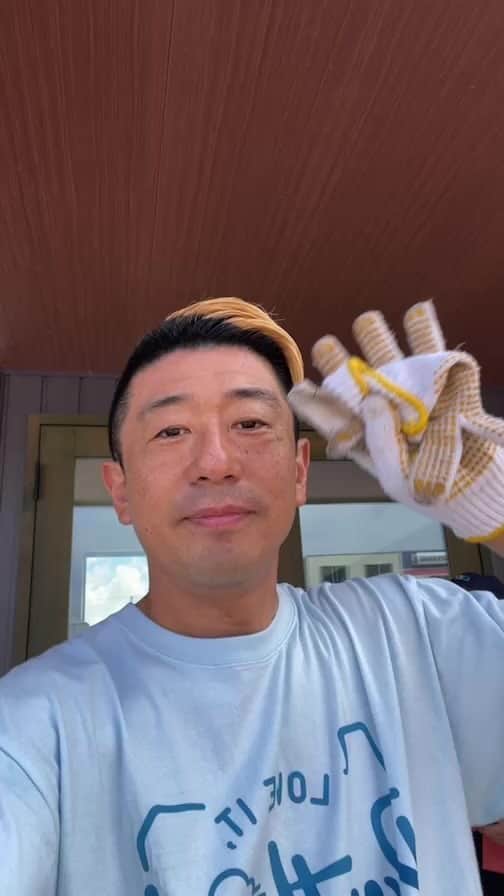 小林拓一郎のインスタグラム：「グレパーでゴミ拾いからのアートワークショップ」