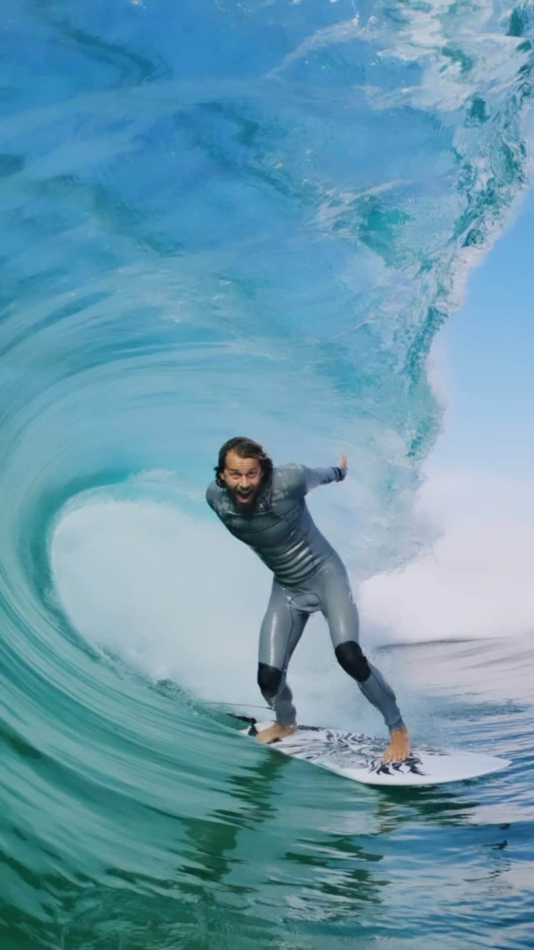 Robbie Crawfordのインスタグラム：「I’ve been experimenting  with using depth maps in Blender to turn 2D #GoPro images into 3D … I don’t think it will be that long before A.I. can watch a 2D video … create a depth map … guess all the missing information… and just turn the video volumetric … it won’t guess perfectly but close enough that soon we’ll be able to get the feeling of walking around immersed inside our old photos and videos.」