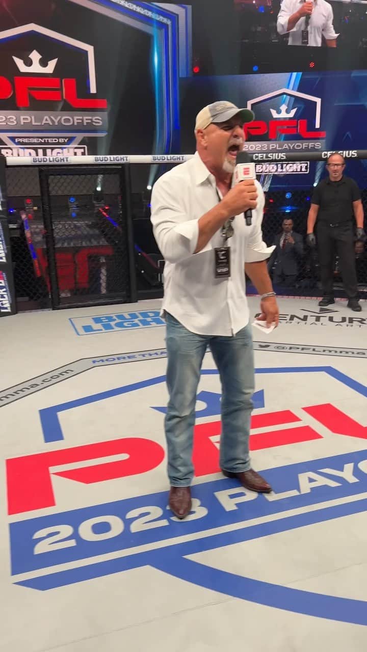 ビル・ゴールドバーグのインスタグラム：「🗣️YOU HEARD BILL GOLDBERG  The road to the 2023 #PFLWorldChampionship STARTS NOW!  #PFLPlayoffs LIVE NOW 🇺🇸 ESPN/ESPN+」