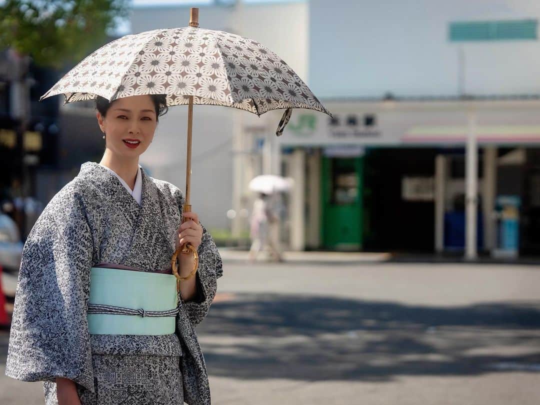 川原亜矢子のインスタグラム：「原節子さんのいたところ #kanagawa ##movie #kimono #ロケ地 #成瀬巳喜男 #着物 #日常着物 #着物コーディネート」