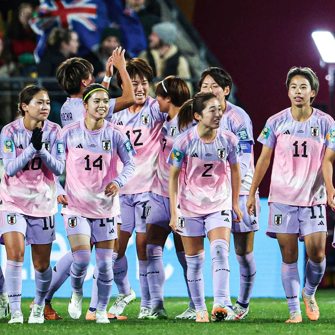 Goal Japanさんのインスタグラム写真 - (Goal JapanInstagram)「🇯🇵 2大会ぶりの女子W杯 ベスト8！🌸 #なでしこジャパン がオウンゴールと #清水梨紗、#宮澤ひなた のゴールでノルウェーに3-1の勝利！2015年大会以来の #女子ワールドカップ 準々決勝進出を決めた。(Photo: Getty Images)  #soccer #football #womanfootball #womensoccer #FIFA #fifawomensworldcup #womensworldcup #daihyo #nadeshiko #nadeshikojapan #サッカー #フットボール #女子サッカー #サッカー日本代表 #⚽」8月5日 19時35分 - goaljapan