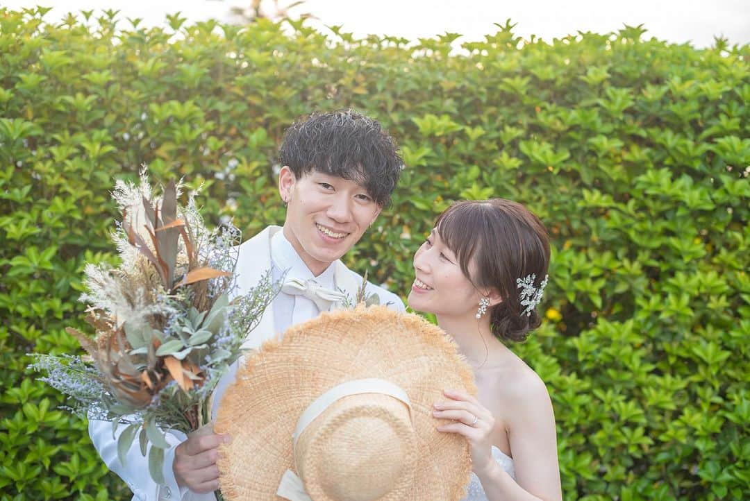 結婚式場 ヒルズスィーツ宇都宮ブリーズテラスさんのインスタグラム写真 - (結婚式場 ヒルズスィーツ宇都宮ブリーズテラスInstagram)「#green   いつもの私たちの笑顔☺︎  こうして 写真に残すのもいいかもね♪ ・ ・ ・ 様々なロケーションで 思い出を残していただけます♪  #ヒルズスィーツ  #ヒルズスィーツ宇都宮  #ヒルズスィーツ宇都宮ブリーズテラス  #宇都宮結婚式  #宇都宮結婚式場  #インターパーク  #インターパーク結婚式場  #前撮り  #前撮りポーズ  #前撮りアイテム」8月6日 20時00分 - hillssweets_wedding