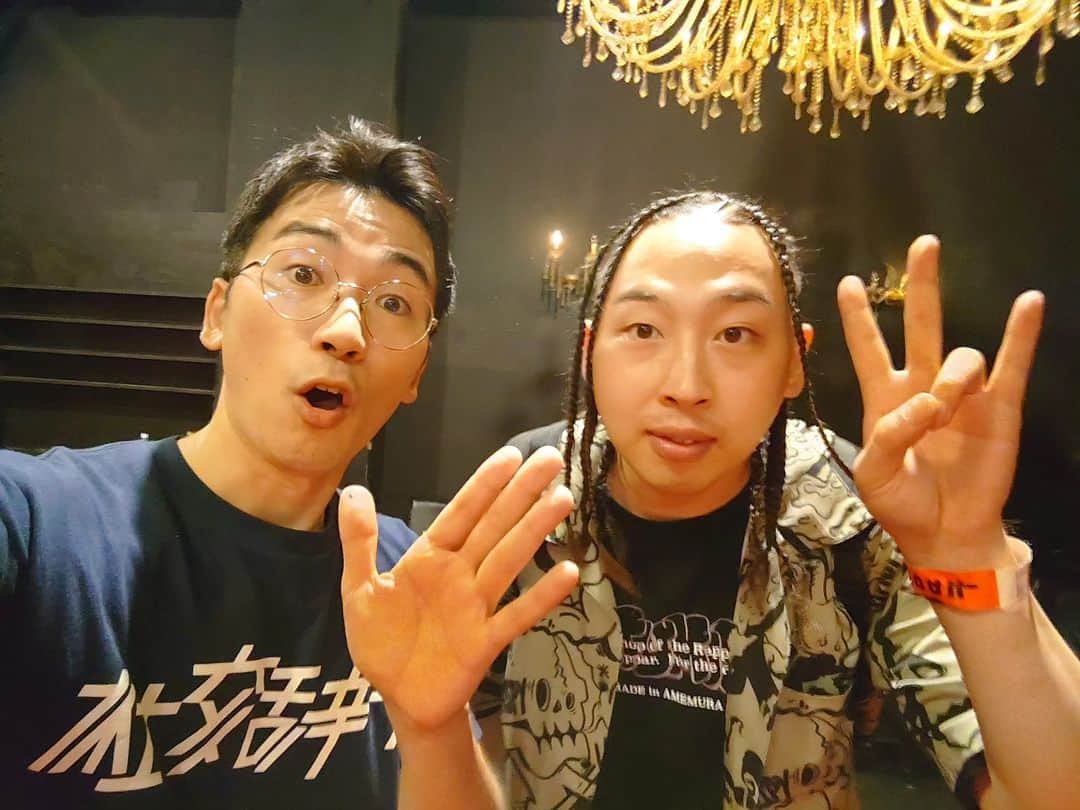 のインスタグラム：「TWO MAN CELLお疲れ様でした！ご期待頂いた皆様申し訳ありません。180さん × HUNGさん。有難うございました！  バチスタ君 × K-rush君優勝おめでとうございます！ご観覧頂いた皆様。誠に有難うございました。スタッフの皆様。出演者の皆々様。そしてミステリオ君。誠にお疲れ様でした！」