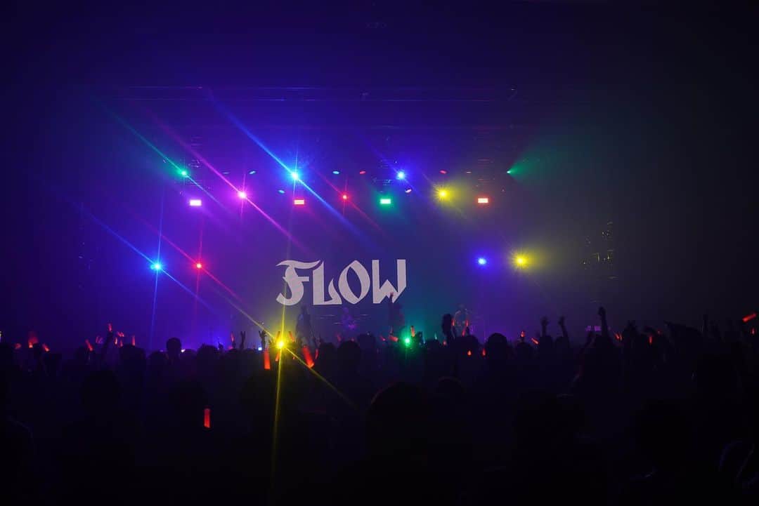 FLOWさんのインスタグラム写真 - (FLOWInstagram)「. 「AnimeConnect!!～World～」@豊洲PIT ありがとうございました👏✨  次回のライブは 8月5日(土) 8フェス！に出演します🔥  #NARUTO シリーズの主題歌をカバーしたアルバム「FLOW THE COVER ～NARUTO縛り～」8月30日リリース💿  👇ご予約はこちら flow.lnk.to/0830_FLOWTHECO…  @AnimeConnect802  ＃AnimeConnect ＃アニコネ」8月5日 19時53分 - flow_official_japan