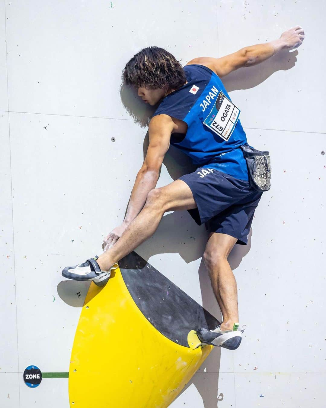 緒方良行のインスタグラム：「7th place in Boulder. Just one spot out from the finals.  Next→Lead semis tomorrow🔥🔥  ボルダーは7位で終了。 次はリード準決勝🔥🔥  📸 @janvirtphotography @pho.metheus   @bpump_ogikubo  @adidastokyo @adidasterrex  @fiveten_official  @optimumnutrition_jp  @rockcityclimbingholds  @frictionlabs」