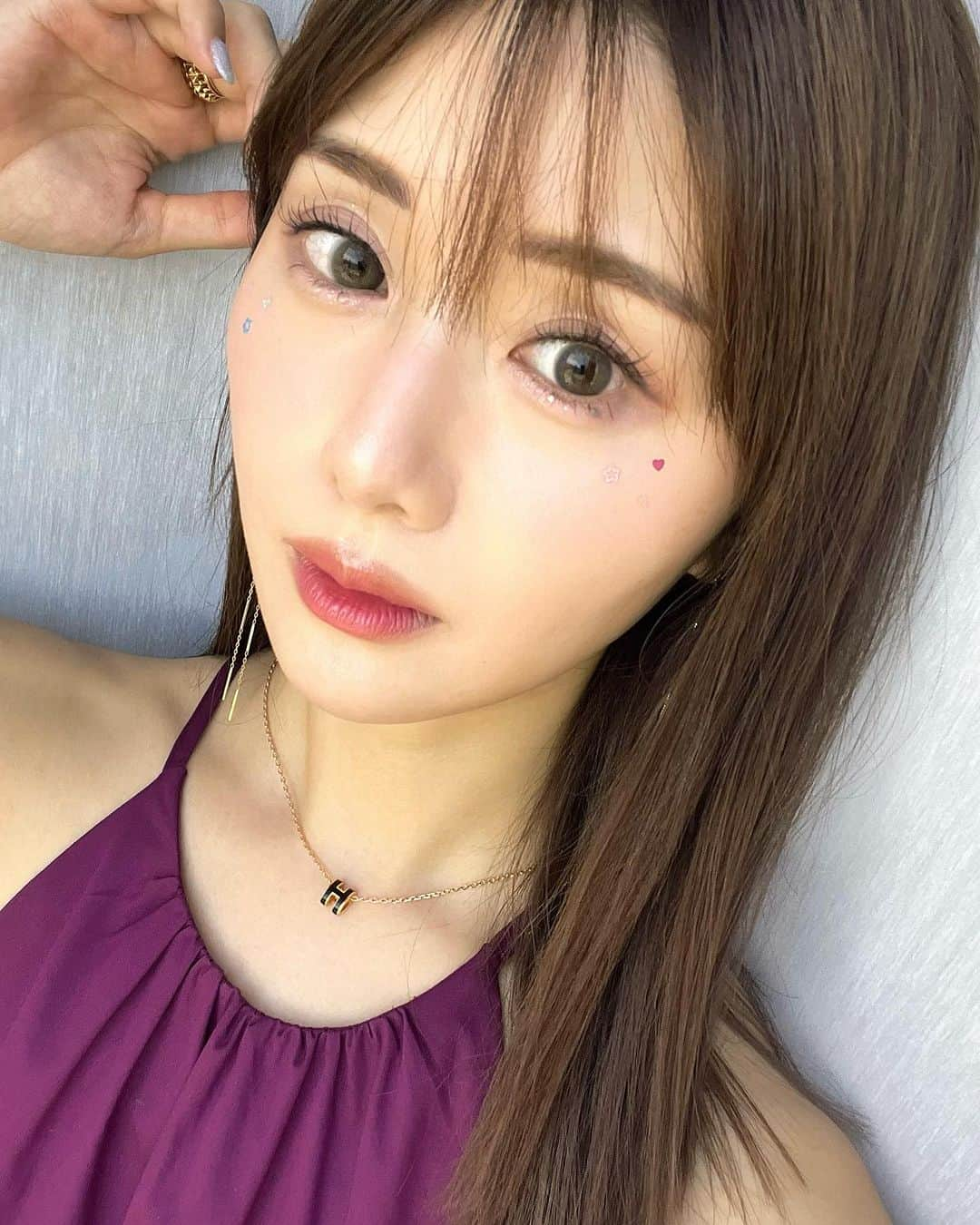 一木美里さんのインスタグラム写真 - (一木美里Instagram)「💜💜💜  今回も撮影の時のメイクは @_makeup_ella_ 先生にお願いしました🤍お気に入りメイク、ありがとうございます🫶🏻🥺✨  狎鴎亭ロデオにあってアクセスもいいしおすすめ♡DMから予約できるのでぜひ韓国でヘアメイクを受けたい方は行ってみてくださいね♡メイクや仕方や似合うヘアメイクも丁寧に教えてくれます💄✨  ____________ 📍 @alabit_official   서울 강남구 압구정로46길 35 모빌딩 4층  #エイラビット#韓国ヘアメイク#韓国旅行#韓国情報#アイドルヘアメイク#hairmakeup#seoultrip」8月5日 20時17分 - misato_ichiki