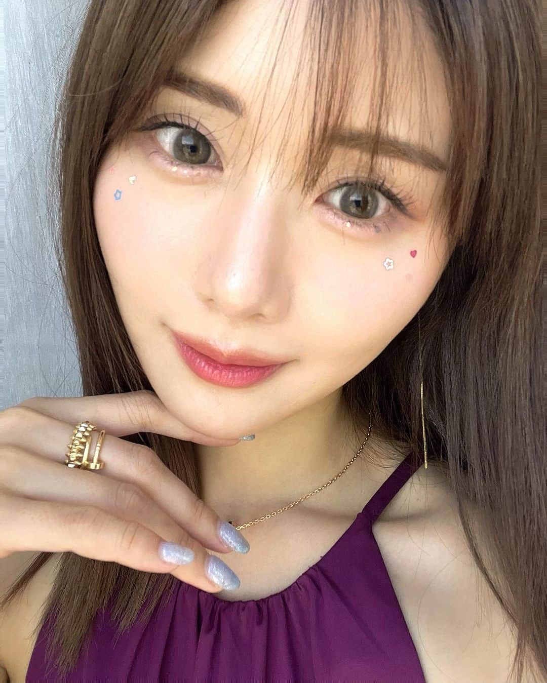 一木美里さんのインスタグラム写真 - (一木美里Instagram)「💜💜💜  今回も撮影の時のメイクは @_makeup_ella_ 先生にお願いしました🤍お気に入りメイク、ありがとうございます🫶🏻🥺✨  狎鴎亭ロデオにあってアクセスもいいしおすすめ♡DMから予約できるのでぜひ韓国でヘアメイクを受けたい方は行ってみてくださいね♡メイクや仕方や似合うヘアメイクも丁寧に教えてくれます💄✨  ____________ 📍 @alabit_official   서울 강남구 압구정로46길 35 모빌딩 4층  #エイラビット#韓国ヘアメイク#韓国旅行#韓国情報#アイドルヘアメイク#hairmakeup#seoultrip」8月5日 20時17分 - misato_ichiki