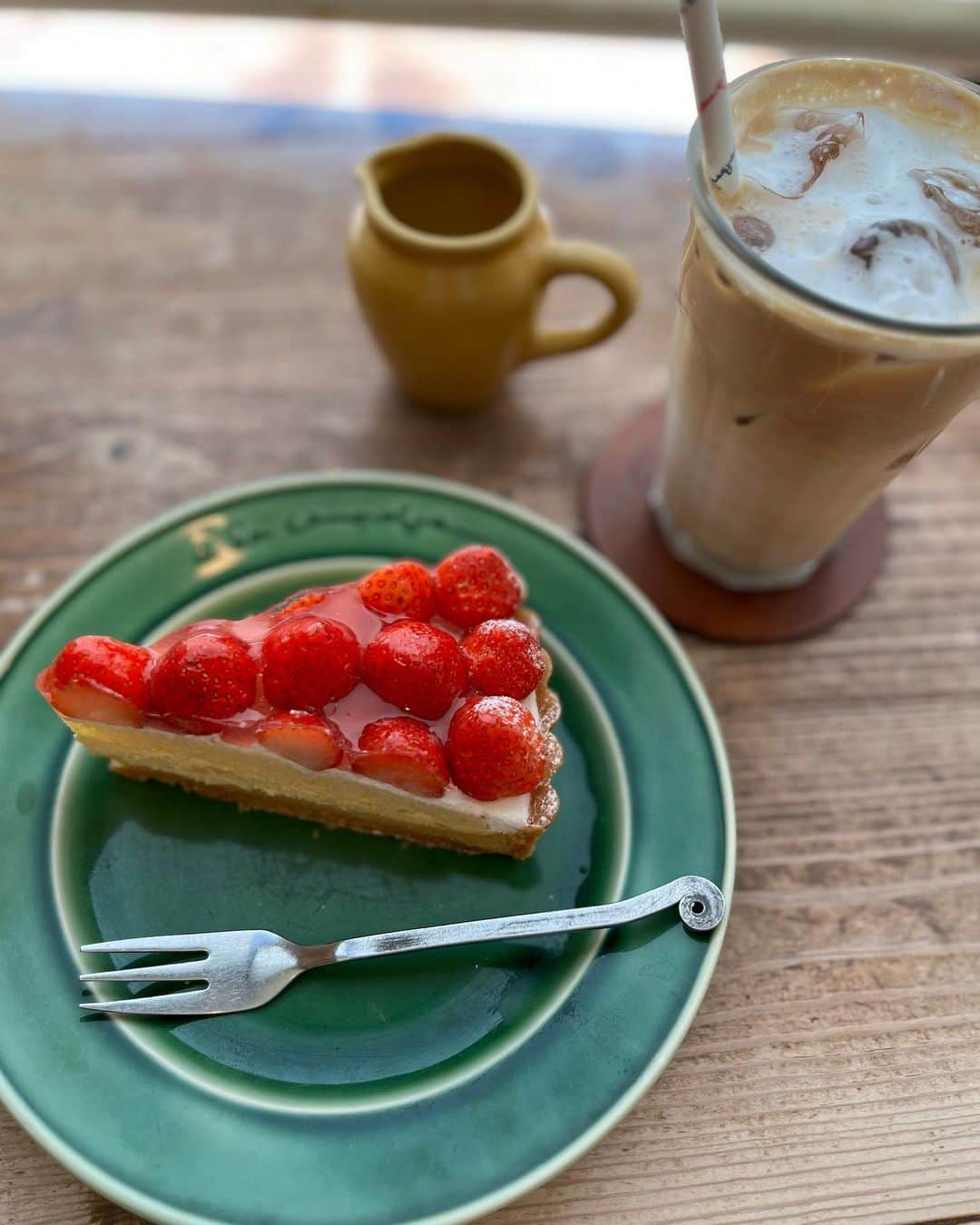 松村未央さんのインスタグラム写真 - (松村未央Instagram)「* この一週間のプライベートいろいろ🌿 最近はビニールプールにお世話になっています🐬🛟  #いちごタルト #夏の思い出 #室内遊び場 #パスタランチ #2日連続の  #ベランダプール #ピョンと乗ってきた6枚目  #4歳女の子」8月5日 20時33分 - mio.matsumura_