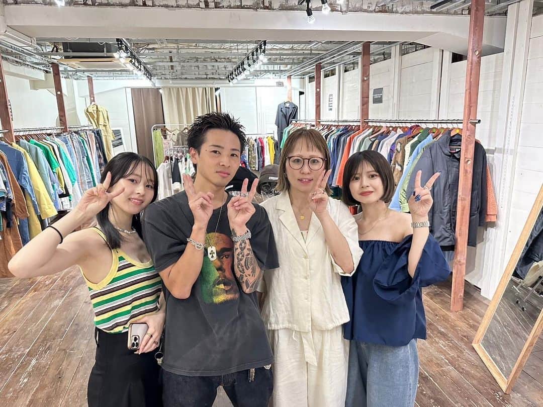 yuanのインスタグラム：「8.5 フリマありがとうございました🌼*･ お忙しい中、暑い中、駆けつけて下さり本当にありがとうございます🥺💙 みなさんの貴重なお時間を私たちにありがとうございます。 これからも宜しくお願い致します。」
