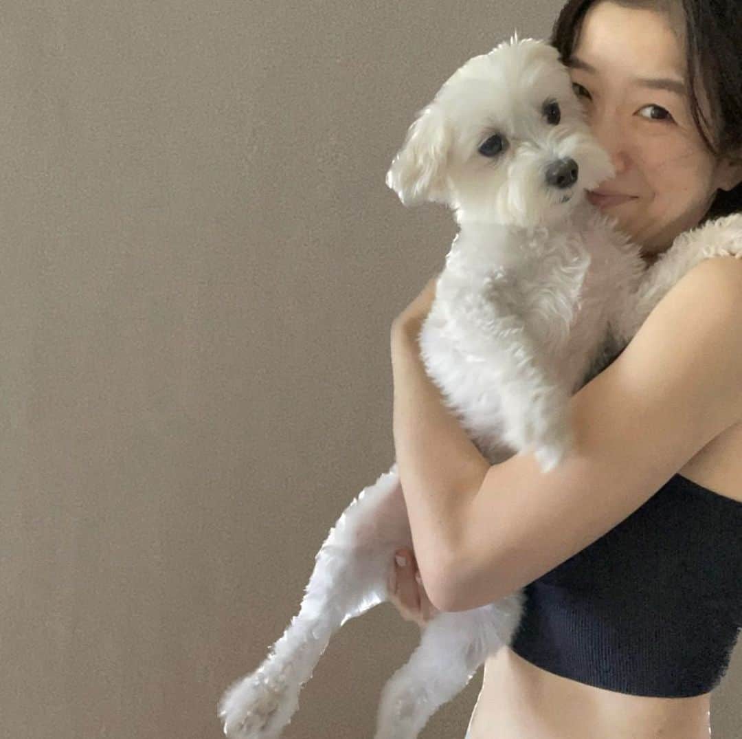 T͟o͟m͟o͟m͟i͟ S͟a͟t͟o͟のインスタグラム：「😯→ 😉」
