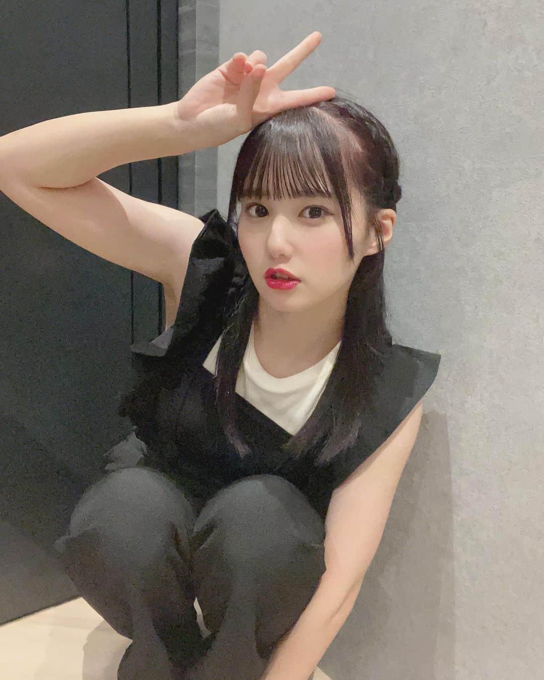 のインスタグラム：「二の腕ムチ子ちゃん   #ootd  #selfie  #selca  #셀카  #셀카그램  #today  #look  #自撮り  #自撮り界隈  #自撮り女子  #アイドル  #地下アイドル  #japanesegirl  #followme  #いいね返し  #二の腕」