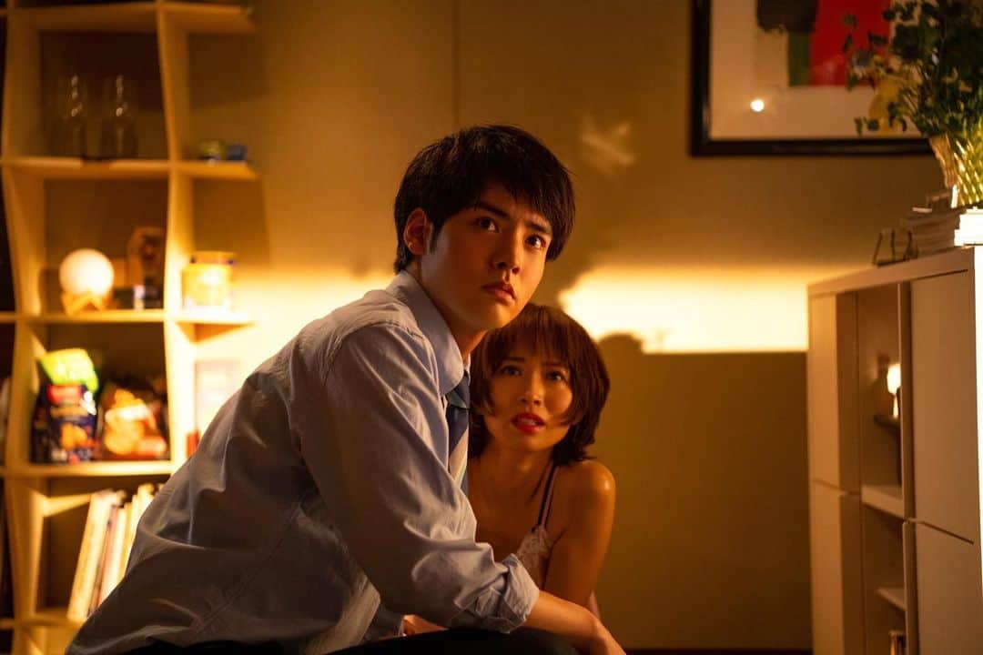市川由衣さんのインスタグラム写真 - (市川由衣Instagram)「. はろー ⁡ #ゾン100 Netflixにて全世界配信はじまりました！ とにかくたくさんの方に観てもらいたいです☺︎ ⁡ ●Netflix映画「ゾン100〜ゾンビになるまでにしたい100のこと〜」 2023年8月3日(木) Netflixにて独占配信スタート」8月5日 12時07分 - yui_ick