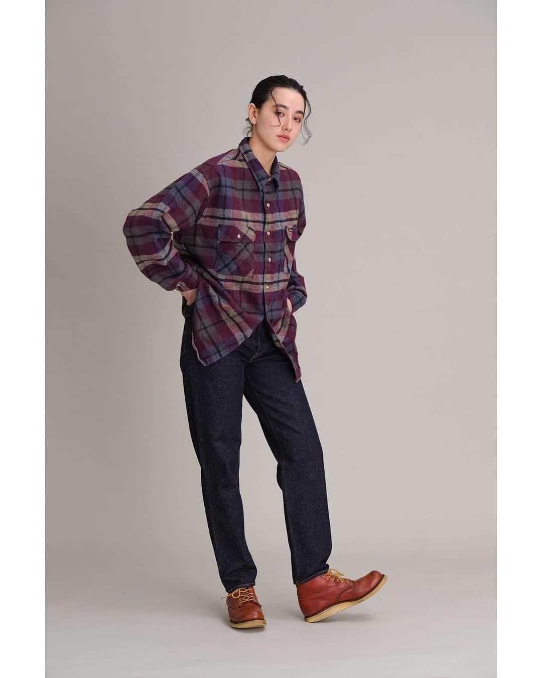 のインスタグラム：「⁡ 【2023 AUTUMN & WINTER】 ⁡ ⁡ ⁡ Sewing Chop O’alls LOOK. ⁡ ⁡ ⁡ PANTS lot.SC233P08/￥24,200 tax in ⁡ ⁡ #johnbull #johnbullprivatelabo #Sewing Chop O’alls #ジョンブル  #ミリタリー」