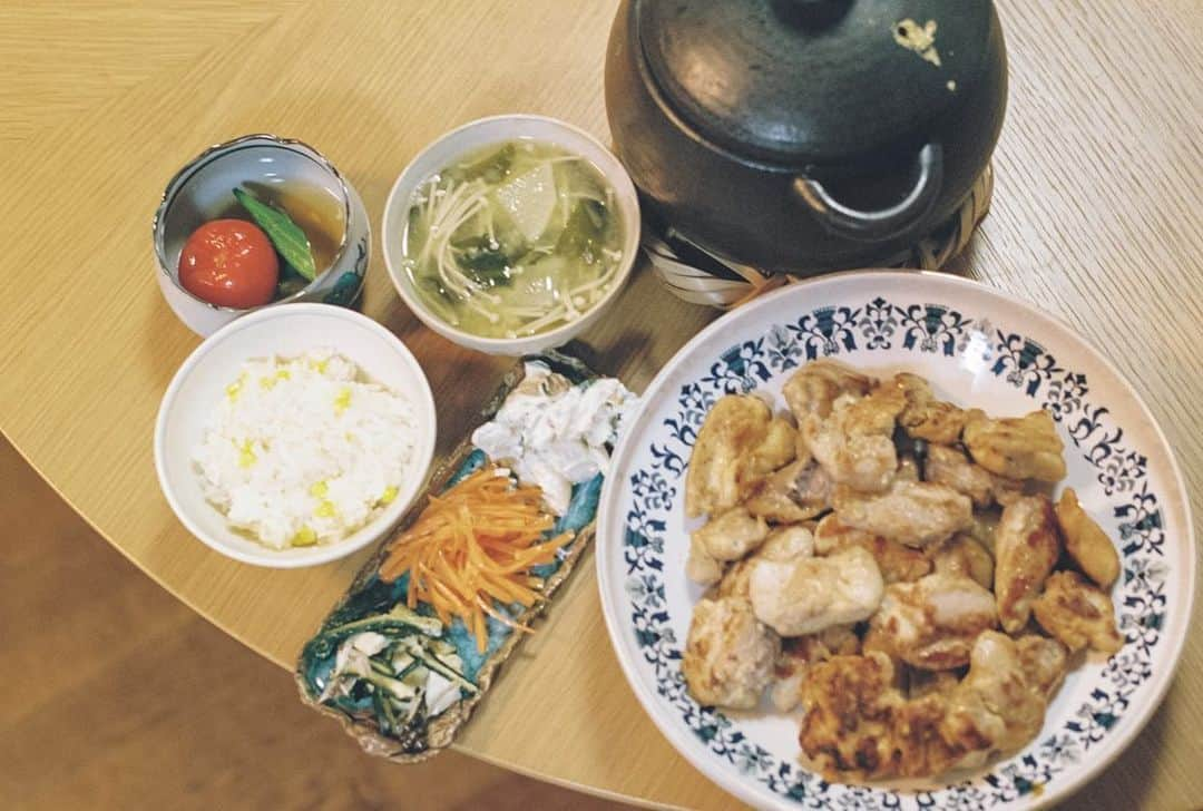 小川紗良さんのインスタグラム写真 - (小川紗良Instagram)「素材の良さを活かしたい、食も人も。  #film #filmphotography #food #cooking #kitchen #料理 #食卓 #素材 #献立 #ごはん」8月5日 12時15分 - iam_ogawasara