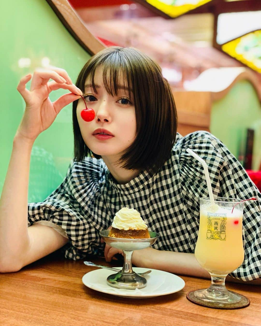 市川美織のインスタグラム：「喫茶店でまったり♪ プリンは硬めで美味しかったよ☺︎  のみものはミルクセーキ♡  #喫茶店　#カフェ #プリン　#スイーツ #休日の過ごし方」