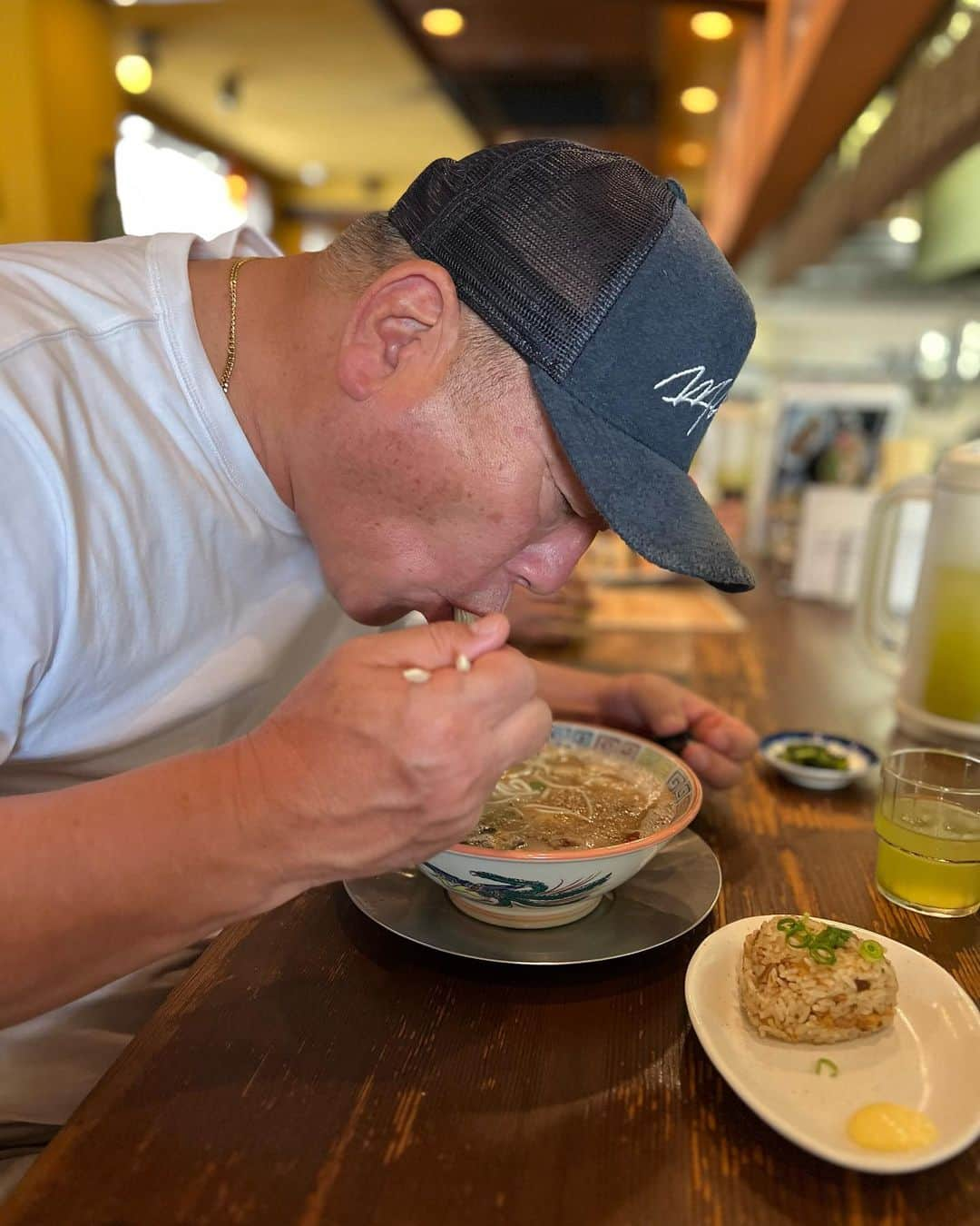 高木豊のインスタグラム：「先日仕事で行った久留米の 豚骨ラーメン^_^ 美味しかったなぁ〜  #いんすたばえ #暑い #豚骨ラーメン #久留米市 #豚骨ラーメン発祥の地　 #大砲ラーメン  #高木豊 #YouTube」