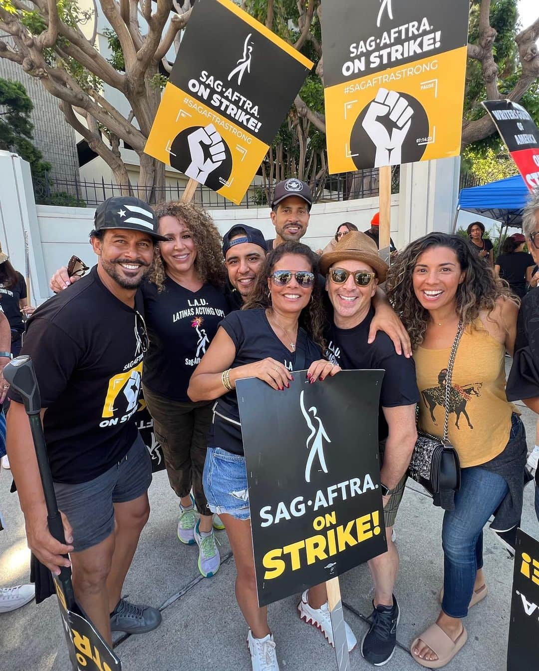 ジョン・ウエルタスのインスタグラム：「Thank you @latinasactingup for allowing me and the #boys to join you on the line!  What an amazing turnout of working class actors, writers and crew #walking together in #solidarity in support of the #sagaftrastrike and the #wgastrike #lfg」