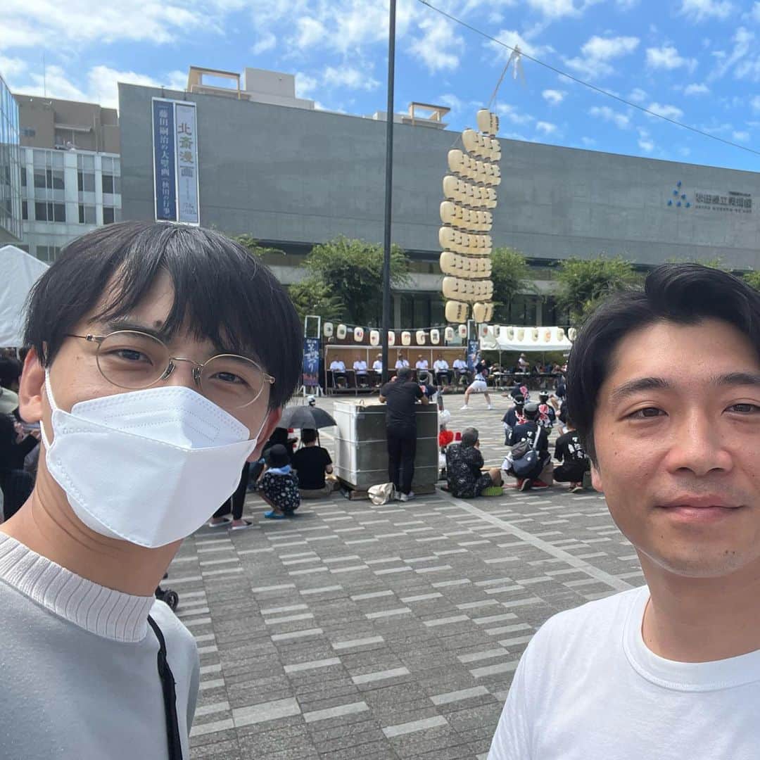 新山士彦のインスタグラム：「みーながと秋田の竿燈まつりの竿燈妙技会予選の観戦。」